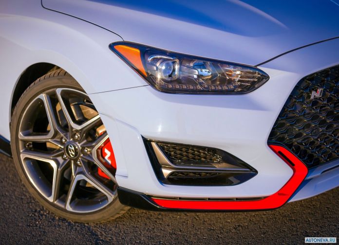 2019 Hyundai Veloster N - фотография 38 из 47