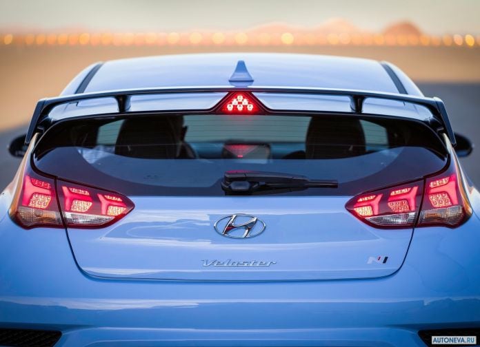 2019 Hyundai Veloster N - фотография 40 из 47 2019 Hyundai Veloster N - фотография 40 из 47