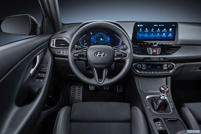 2020 Hyundai i30 Hatchback N-line - фотография 8 из 9