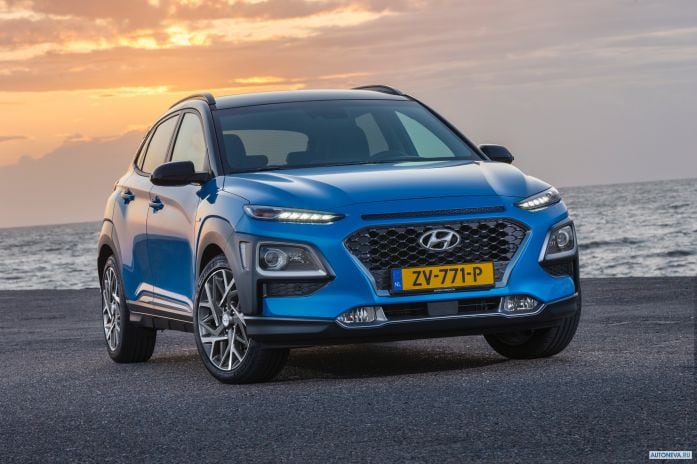 2020 Hyundai Kona Hybrid - фотография 3 из 40