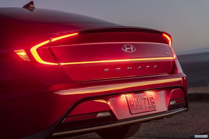 2020 Hyundai Sonata Hybrid NA - фотография 28 из 40 2020 Hyundai Sonata Hybrid NA - фотография 28 из 40