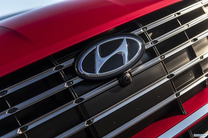 2020 Hyundai Sonata Hybrid NA - фотография 34 из 40 2020 Hyundai Sonata Hybrid NA - фотография 34 из 40