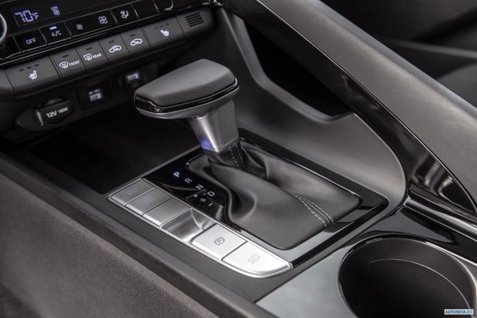 2021 Hyundai Elantra NA - фотография 1 из 34 2021 Hyundai Elantra NA - фотография 1 из 34