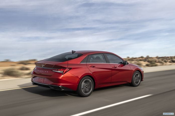 2021 Hyundai Elantra NA - фотография 16 из 34