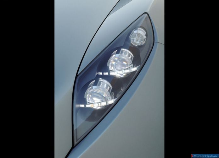 2003 Infiniti Triant Concept - фотография 28 из 31