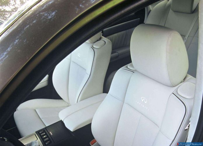 2004 Infiniti M45 Concept - фотография 26 из 30