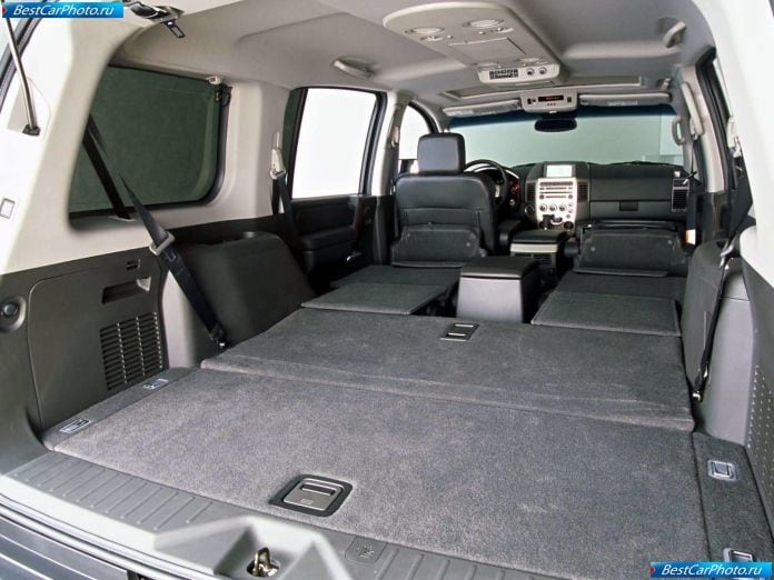 2004 Infiniti Qx56 - фотография 24 из 28