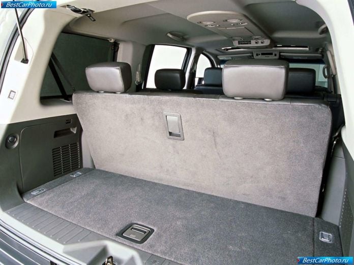 2004 Infiniti Qx56 - фотография 26 из 28