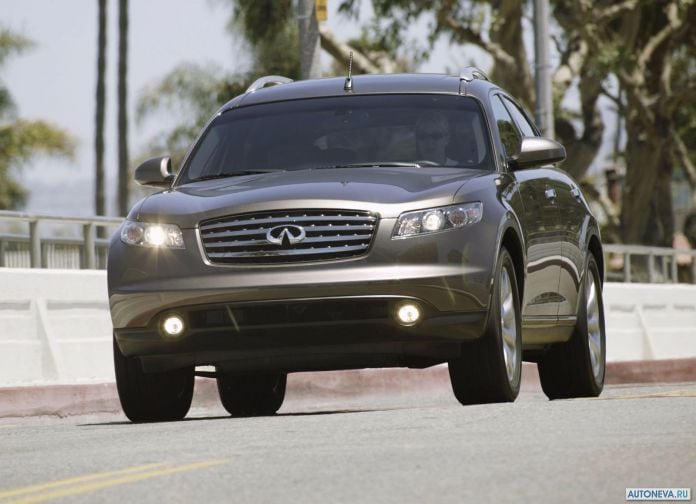2005 Infiniti FX45 - фотография 4 из 13