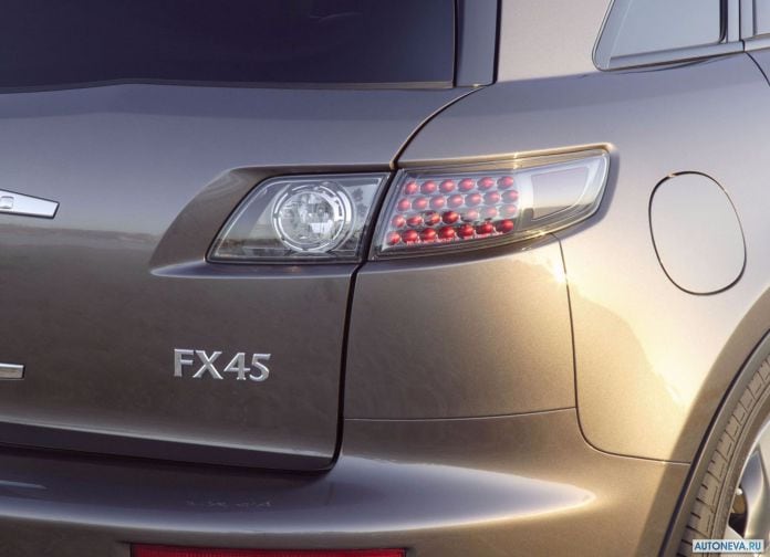 2005 Infiniti FX45 - фотография 12 из 13