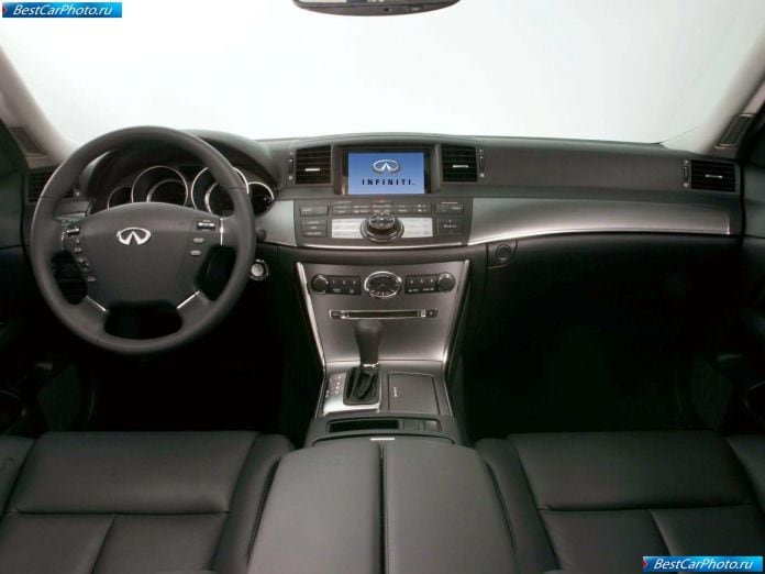 2006 Infiniti M35 - фотография 13 из 26