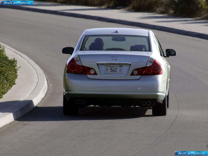 2006 Infiniti M35 - фотография 23 из 26
