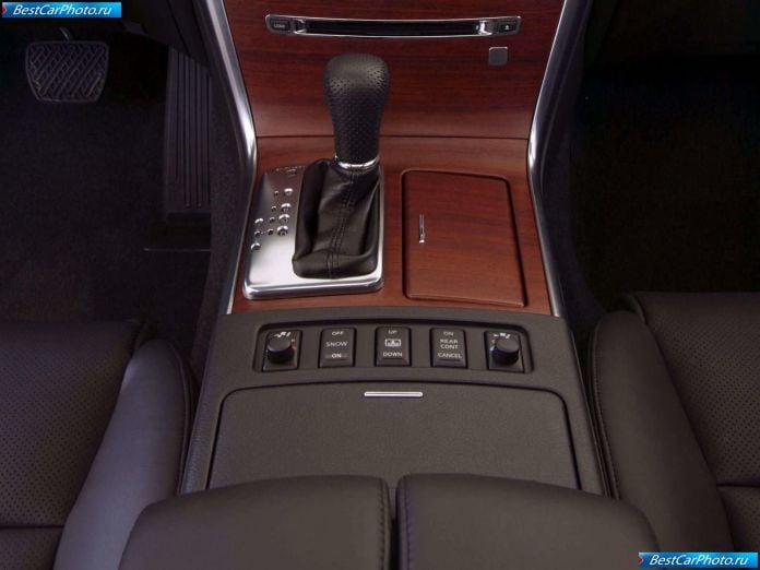 2006 Infiniti M35x - фотография 23 из 27