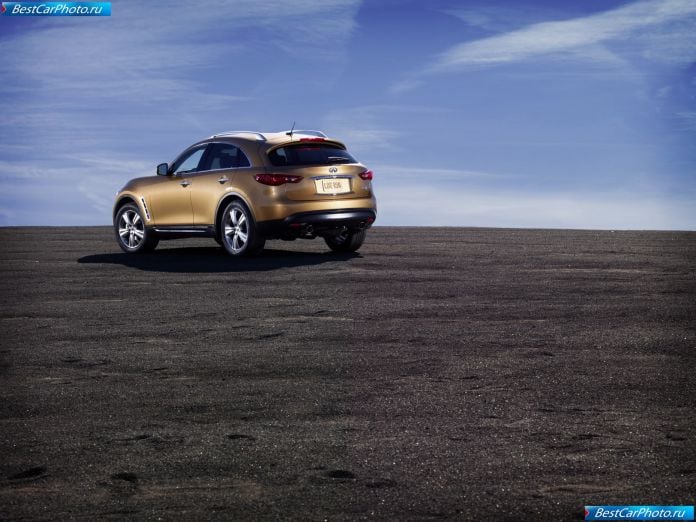 2009 Infiniti Fx35 - фотография 8 из 19
