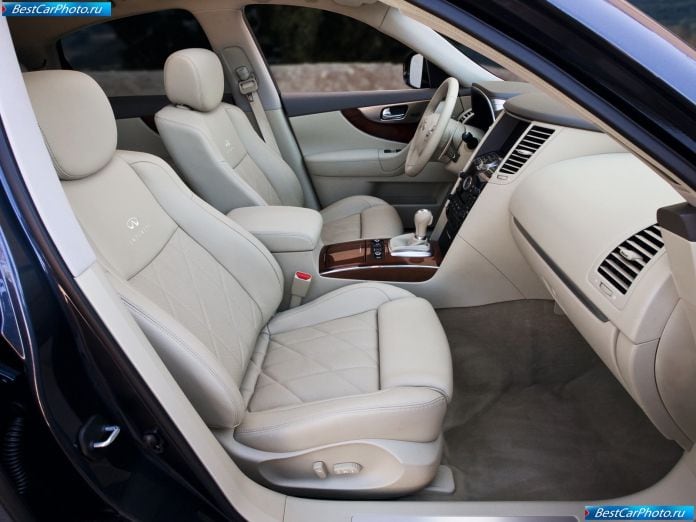 2009 Infiniti Fx37 - фотография 18 из 30
