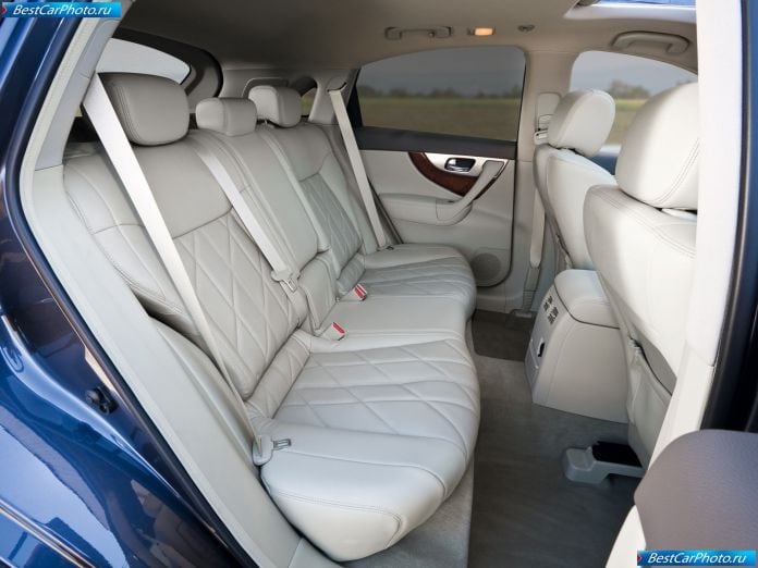 2009 Infiniti Fx37 - фотография 24 из 30