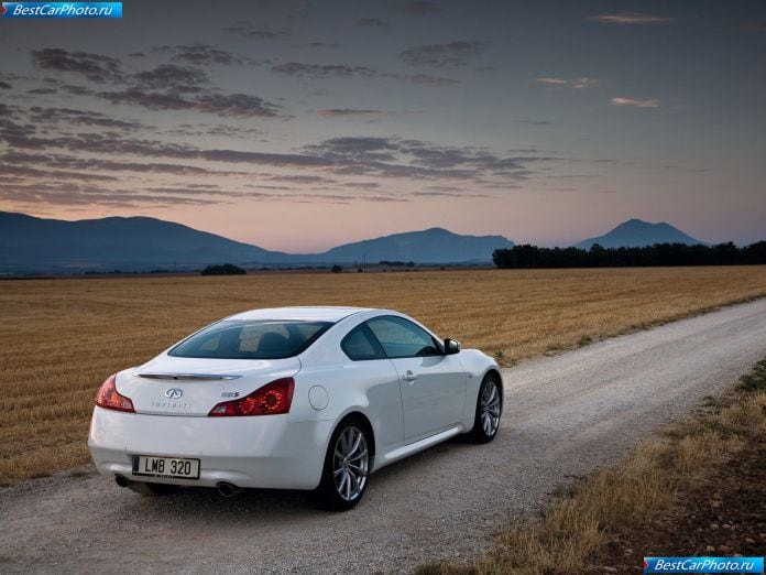 2009 Infiniti G37 Coupe - фотография 7 из 19
