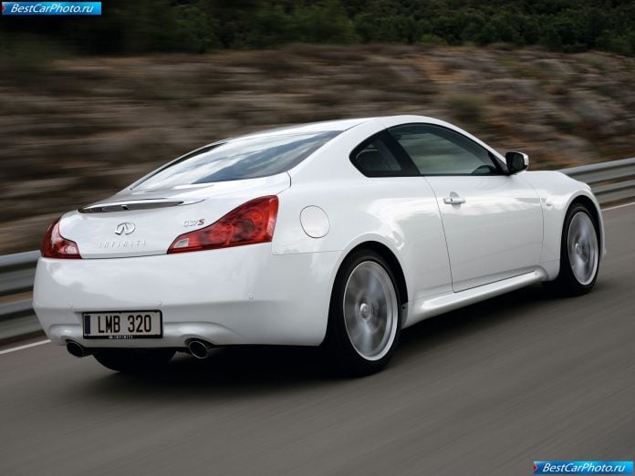 2009 Infiniti G37 Coupe - фотография 11 из 19