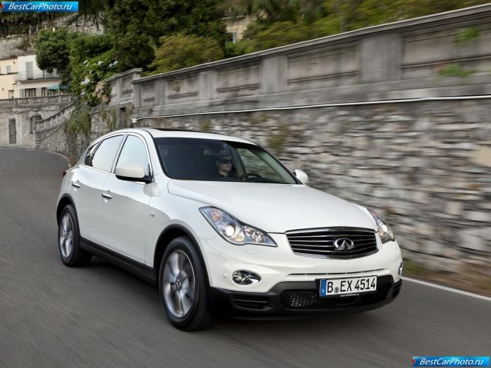 2011 Infiniti Ex30d - фотография 6 из 28