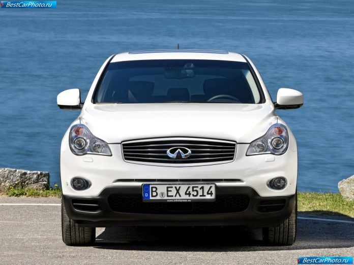 2011 Infiniti Ex30d - фотография 15 из 28