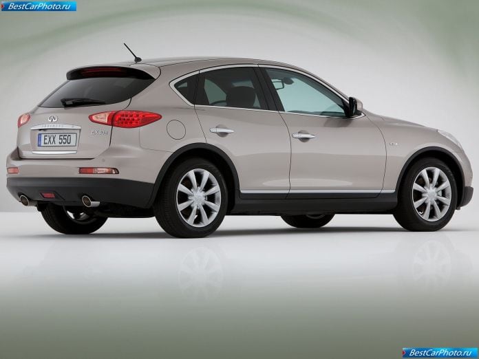 2011 Infiniti Ex30d - фотография 18 из 28