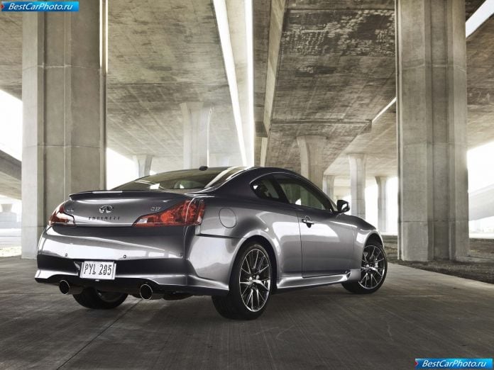 2011 Infiniti Ipl G Coupe - фотография 4 из 11