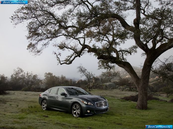 2011 Infiniti M - фотография 5 из 66