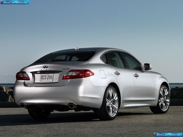 2011 Infiniti M - фотография 24 из 66