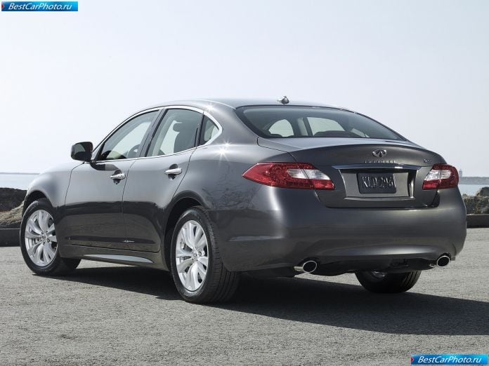 2011 Infiniti M - фотография 26 из 66
