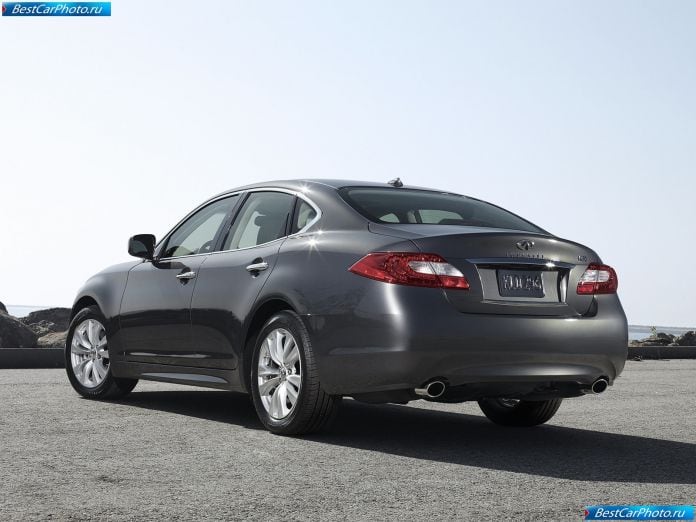 2011 Infiniti M - фотография 27 из 66