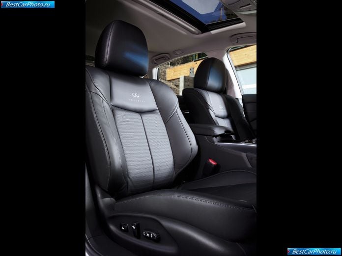 2011 Infiniti M - фотография 59 из 66