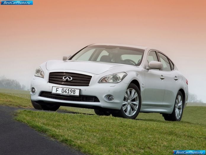 2011 Infiniti M35h - фотография 2 из 79