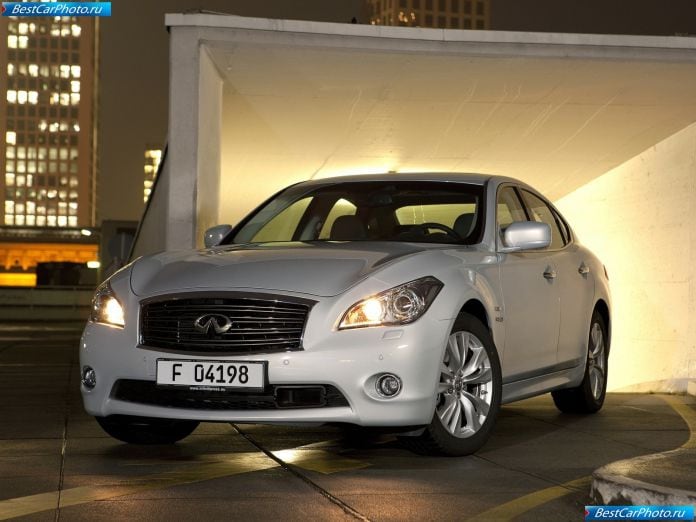 2011 Infiniti M35h - фотография 15 из 79