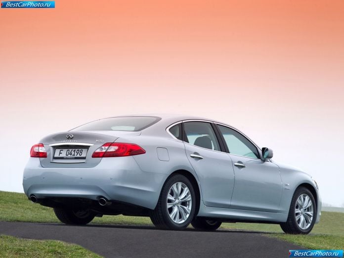 2011 Infiniti M35h - фотография 27 из 79
