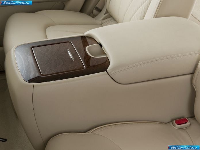 2011 Infiniti Qx - фотография 25 из 48