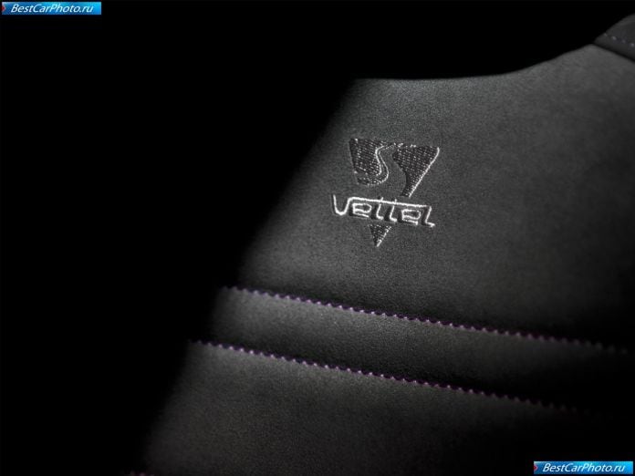 2012 Infiniti Fx Sebastian Vettel Concept - фотография 7 из 21