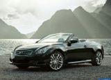 Infiniti_Q60_Cabrio_002.jpg
