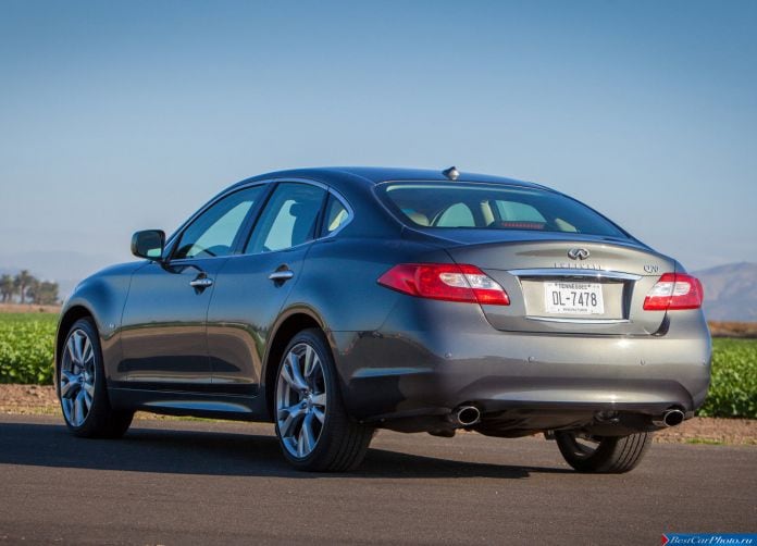 2013 Infiniti Q70 - фотография 9 из 11