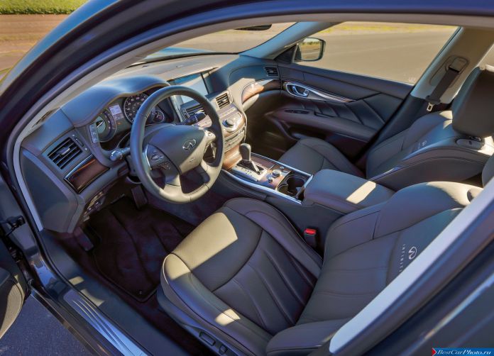 2013 Infiniti Q70 - фотография 10 из 11
