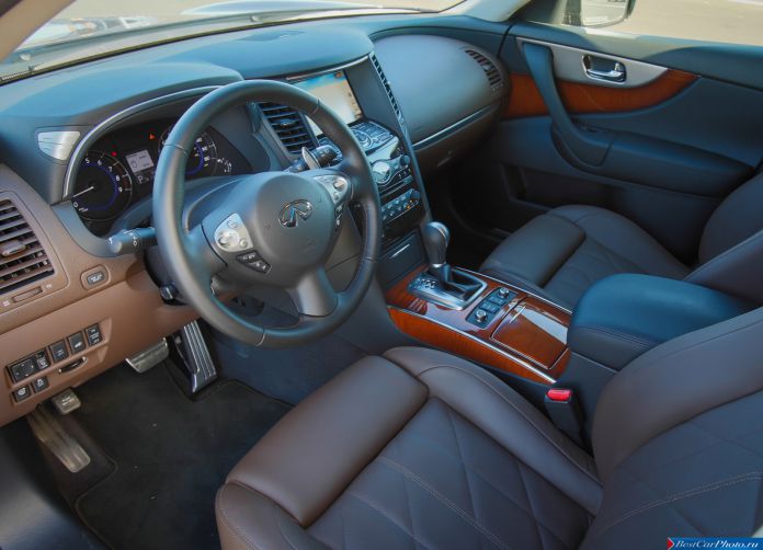 2013 Infiniti QX70 - фотография 5 из 21