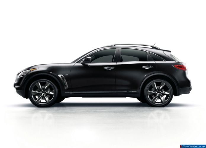 2013 Infiniti QX70 - фотография 8 из 21