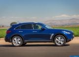 Infiniti_QX70_006.jpg