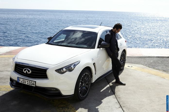 2013 Infiniti FX Vettel Edition - фотография 9 из 64