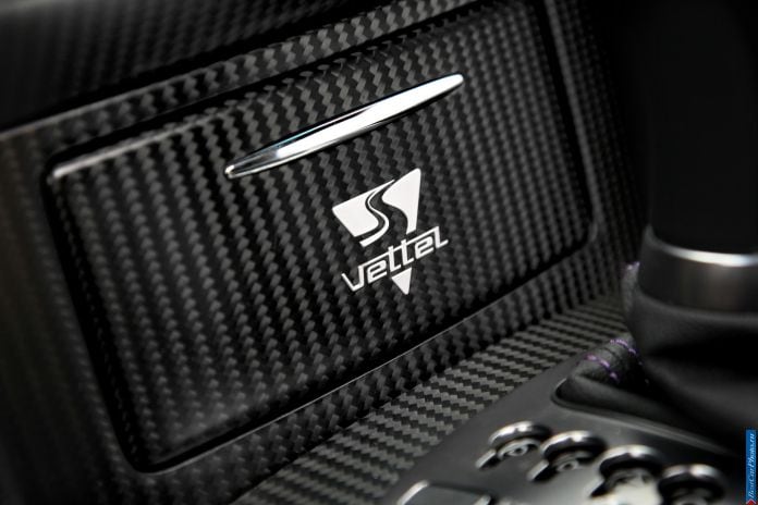 2013 Infiniti FX Vettel Edition - фотография 51 из 64