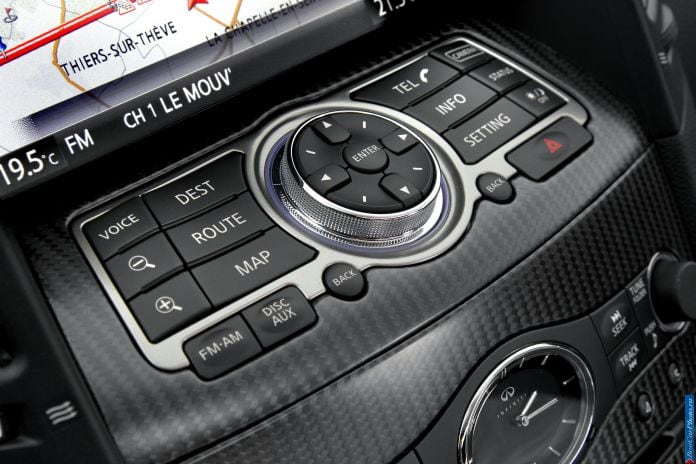 2013 Infiniti FX Vettel Edition - фотография 52 из 64