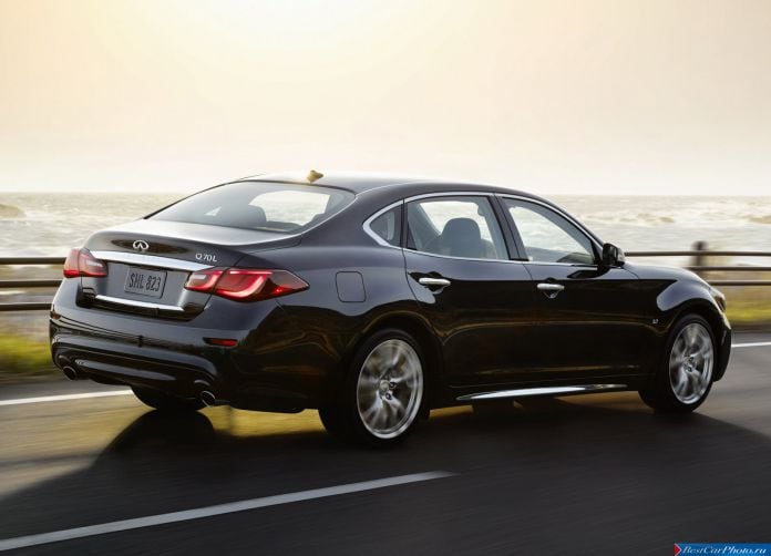 2014 Infiniti Q70 - фотография 11 из 14
