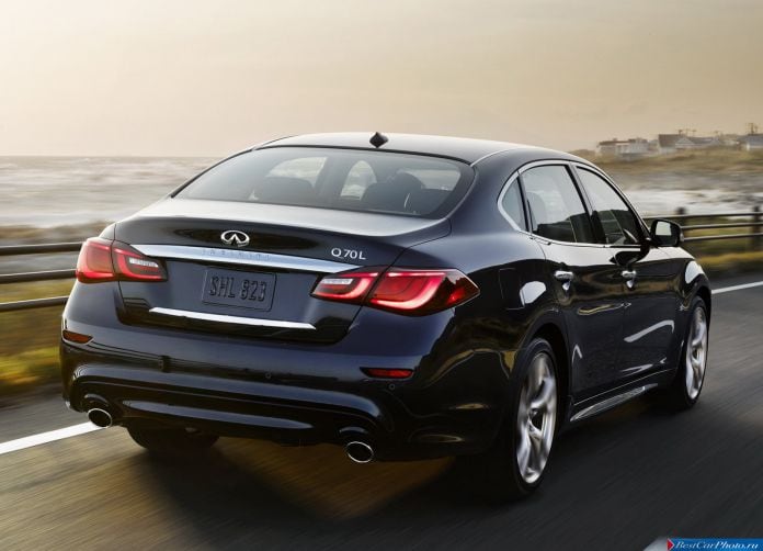 2014 Infiniti Q70 - фотография 12 из 14