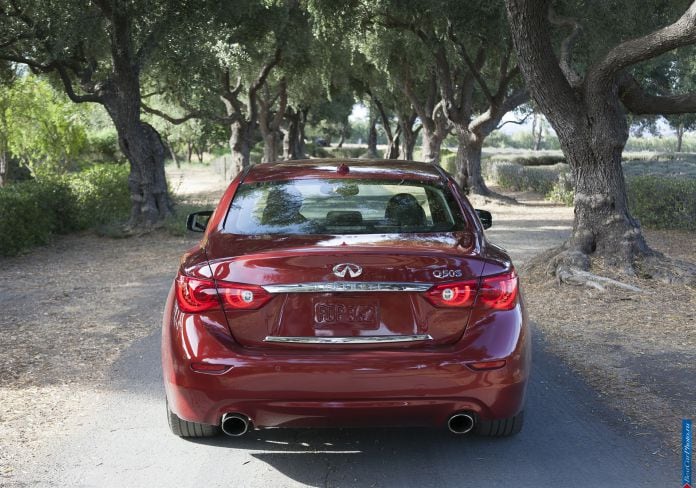 2014 Infiniti Q50 - фотография 26 из 65