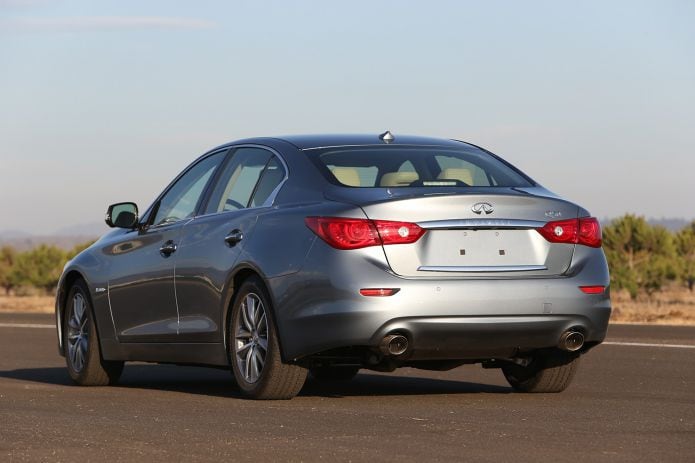 2014 Infiniti Q50 - фотография 35 из 65