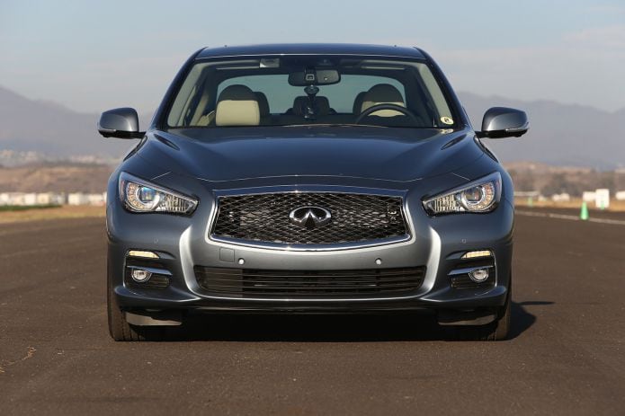2014 Infiniti Q50 - фотография 36 из 65